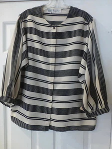 Schrader Sport Bluse Top Gr. 16 schwarz & elfenbein gestreift neu mit Etikett Vintage - Bild 1 von 3