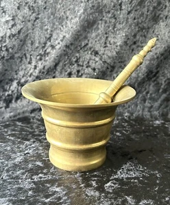 Vintage Mörser aus massivem Messing und Stößel - Apothekenmörser und Stößel - 730g Gewicht - Bild 1 von 6