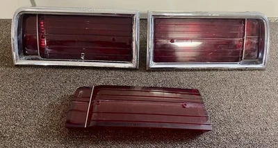 Oldsmobile 442 Cutlass F-85 1965 luz trasera carcasa lente luz trasera lámpara Foto 1 de 4