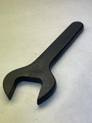 "Llave de servicio tamaño 1-1/2" x 31/64"" de grosor x 8"" de largo (25N42)" Foto 1 de 4