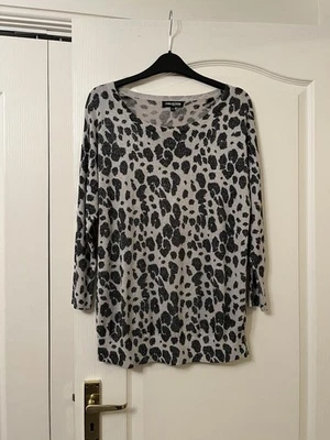 Debenhams Animal Print Fine Knit Lurex (non shiny) Top Size 12 - Image 1 of 4