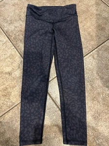 Girls Old Navy Active Powerless Leggings Go Dry Size 5 - Picture 1 of 2