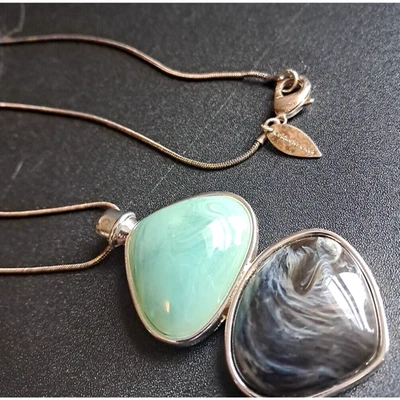 Coldwater Creek 绿色黑色大理石钠石吊坠项链银色 20 英寸  — 第 1/4 张图片