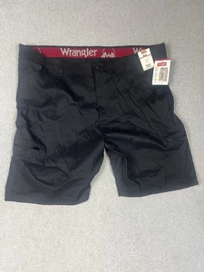Men's Utility Shorts 48 Wrangler ATG Black Comfort Waistband Stretch Zip Pocket - Picture 1 of 9