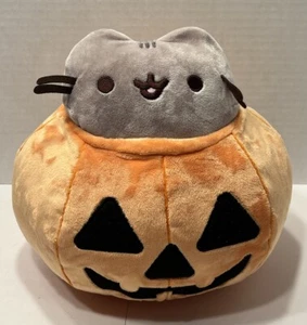 Gato de peluche de Halloween Gund Pusheen en calabaza Jack-O-Lantern #6055653 - Imagen 1 de 15