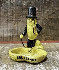 Mr. Peanut Pflanzgefäße Erdnüsse Gusseisen Vintage 4" hoch Münztablett - Bild 1 von 4