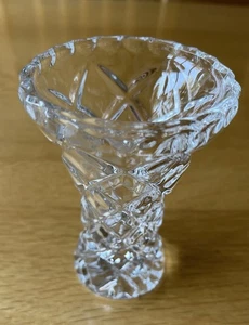 VINTAGE LEAD CRYSTAL CLEAR BUD VASE - Picture 1 of 4