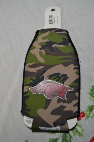 OFFICIAL ARKANSAS RAZORBACKS NEOPRENE BOTTLE ZIPPER BEER COOLER INSULATOR HUGGER Cover