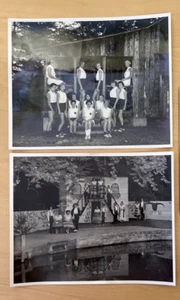 Set 2 foto originali in bianco e nero 8x10 per ragazze Summer Camp Summer Stock - Foto 1 di 6