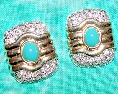 MINÚSCULO!!   Brincos de strass PANETTA assinados com cabine cor turquesa--OMG!! - Imagem 1 de 4