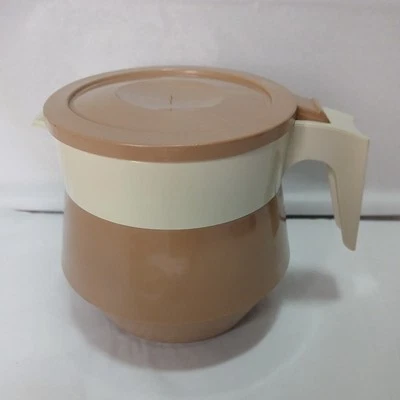 Dispensador de creme/xarope BOLTA 2410 da General Tire /Feito nos EUA -VINTAGE - Imagem 1 de 4