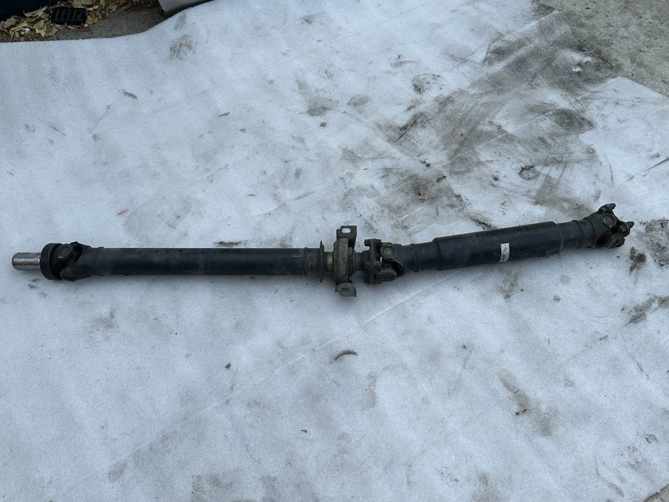 Lexus IS300 2001-2005 A/T línea de transmisión trasera eje de transmisión automático Foto 1 de 3