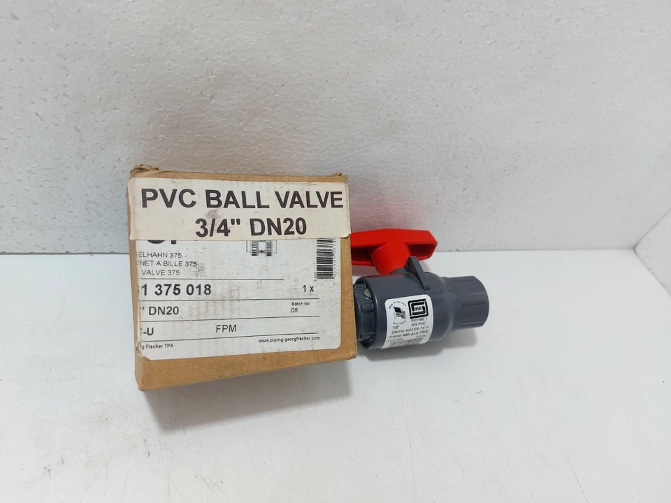 Spears 2121-005 Ball Valve 1/2" IPS PVC 235PSI Water 73°F - Image 1 of 4