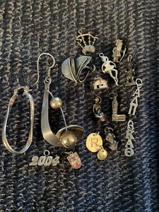 Lote de pendientes individuales de plata de ley, etc. sin piedras 32,7 gramos - Imagen 1 de 5