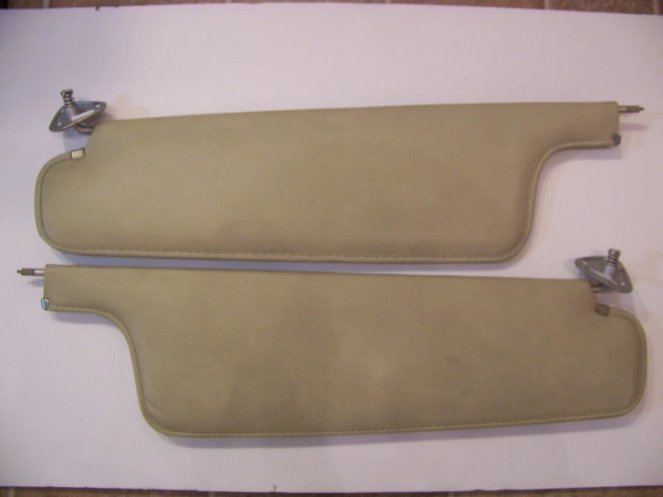 1972 CHRYSLER TAN SUNVISORS NEW YORKER BROUGHAM NEWPORT TOWN & COUNTRY #2879052 - Image 1 of 2