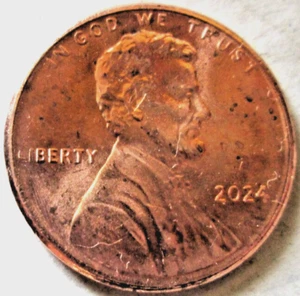 2024 LINCOLN SHIELD CENT, NO "VDB" OVERPOLISHED DIE ERROR, MS++ RED, CIRCULATED - Picture 1 of 3