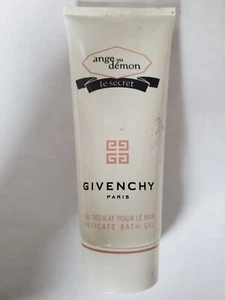 Givenchy Paris Le Secret Delicate Bath Gel 3.3 oz / 100 mL - Unboxed - Picture 1 of 2