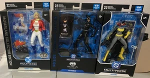 McFarlane Batman Returns Deluxe Catwoman teatral, Power Girl Platinum, Batgirl - Imagen 1 de 8