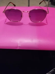 Aldi Batavia ,IL 60510 Sonnenbrille - Bild 1 von 7