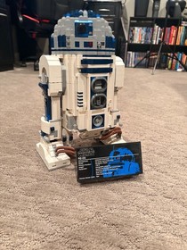 LEGO Star Wars: R2-D2 (10225) 
