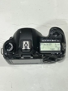 Canon 5D SR 50,2 Megapixel Digital SLR Body. Für Teile oder nicht funktionsfähig. LESEN. - Bild 1 von 6