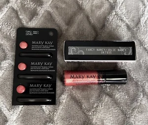 Mary Kay Nourishine Plus Lip Gloss 047935 Fancy Nancy .15oz. Plus 3 Samples - Picture 1 of 1