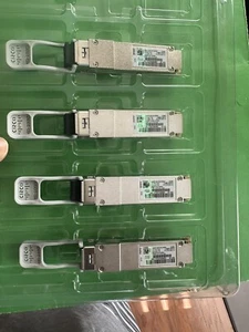 Cisco QSFP-40/100-SRBD originale con ologrammi. In magazzino. - Foto 1 di 2