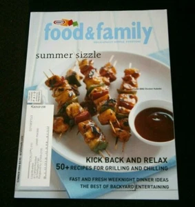 KRAFT FOOD & FAMILY MAGAZINE ~ SUMMER SIZZLE / Summer 2006 BACK ISSUE Grilling! - Picture 1 of 4