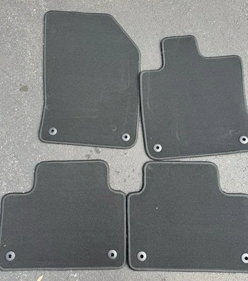 Alfombrillas textiles Volvo S60/V60 - carbón - OEM 31463145 (alfombras premium) Foto 1 de 3