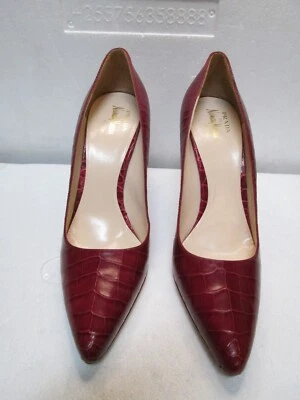 Bombas clásicas Prada genuinas rojas de cocodrilo TALLA 37,5 NUEVAS Foto 1 de 4