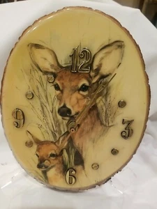Vintage lackierte Hirsch Rehkitz Holzplatte Wanduhr batteriebetrieben Jagd gebraucht - Bild 1 von 7