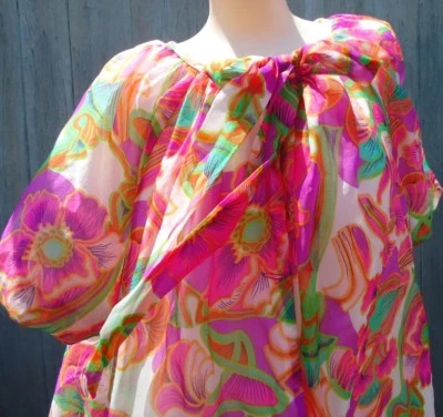 Bata de Gasa Enduro Los Ángeles Años 60 De Colección Nylon Linned SALVAJE Flores de Neón 41" UA Foto 1 de 4