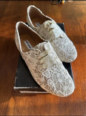 Not Rated Sugar Kisses Ivory Lace And Glitter Oxfords Size 7 - Image 1 of 4