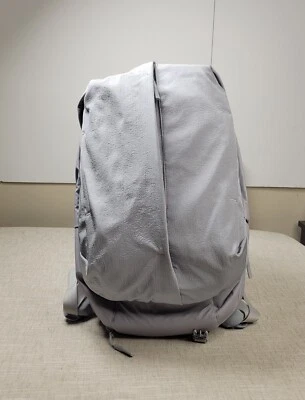 Adidas 4NWNL Backpack Bag 20.5 L Halo Silver w/ inner Laptop Sleeve - Image 1 of 4