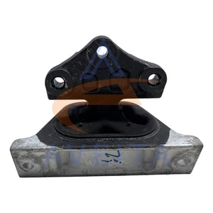 Suzuki Vitara 18-24 1.4 Petrol K14D Engine Mount Left Side . - Picture 1 of 9