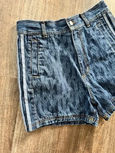 Ivy Park Adidas EUC blue cotton denim logo print stripe high waist shorts 26 - Picture 1 of 9