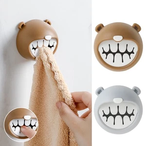 Toallero de montaje en pared sin taladro gancho en forma de oso para baño cocina - Imagen 1 de 15