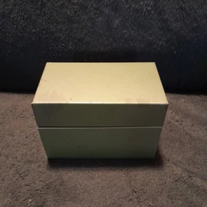 Vintage J. Chen & Company Green Tin Metal Box 3x5 - Picture 1 of 4