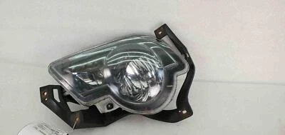 Lâmpada frontal CHEVY AVALANCHE 1500 esquerda 02 03 04 05 06 - Imagem 1 de 2