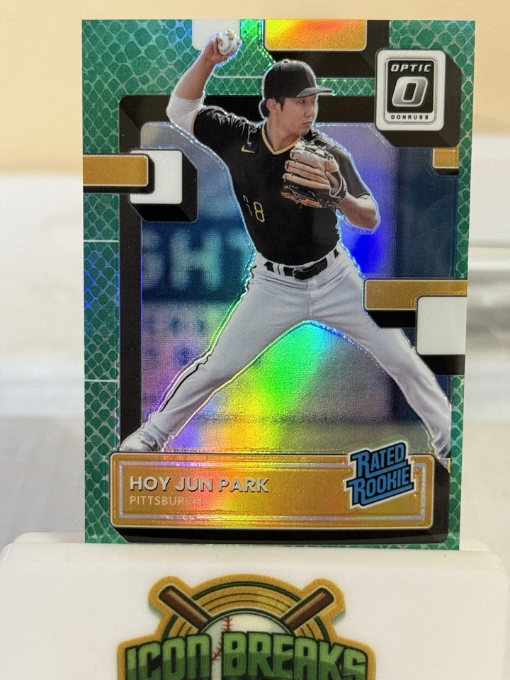 2022 Donruss Optic Hoy Jun Park Rated Rookie Green Dragon 13/99 Pirates BoxQ - Image 1 of 1