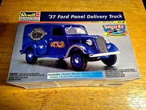 1998 Revell/Monogram Model '37 Ford Panel Delivery Truck Bausatz #85-6671 - Bild 1 von 2