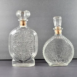 TWO GLASS DECANTERS 1953 Schenley & 1960s Anchor Hocking - EMPTY LIQUOR BOTTLES - Picture 1 of 14