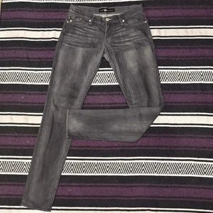 Pantalones de mezclilla rectos lavados oscuros Rock & Republic para mujer talla 28 - Imagen 1 de 10