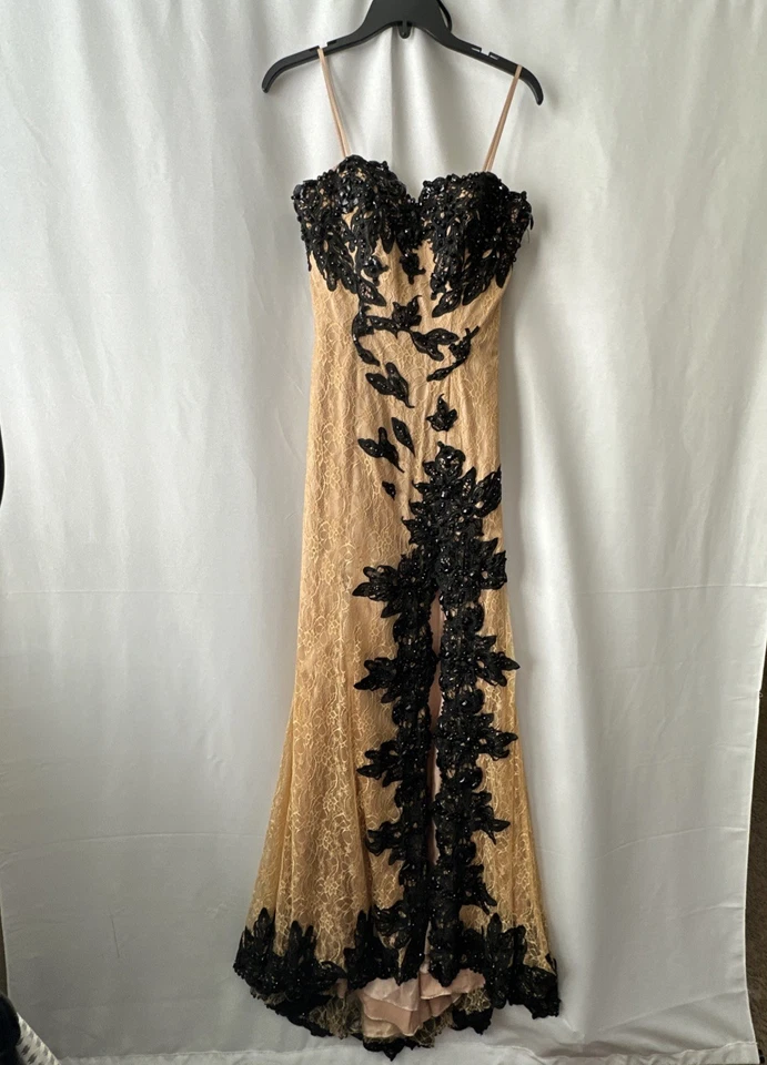 Vestido largo Sherri Hill lentejuelas negro, caqui talla 6 Foto 1 de 4