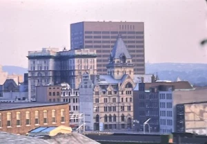 Foto diapositiva vintage horizonte de Siracusa Nueva York NY 1978 - Imagen 1 de 2