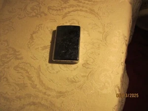 Encendedor Zippo altamente pulido código D 02 hecho por Zippo Mfg EE. UU. - Imagen 1 de 11