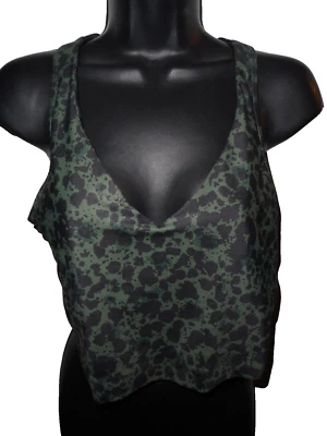 SUJETADOR DEPORTIVO MÁS LARGO VERDE Y NEGRO SAGE CAMOUPFLAGE RACER BACK TOP para mujer talla MED Foto 1 de 4