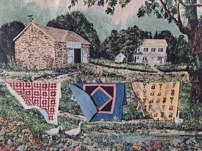 Tapiz de pared, rústico, diseño Amish, campo, edredones, casa de piedra, para no fumadores  Foto 1 de 4