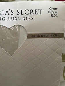 Victoria's Secret M cremefarbene Strümpfe Signature Top Overknee Medium BRANDNEU - Bild 1 von 6