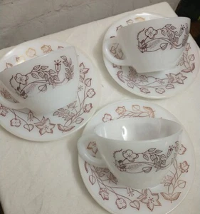3 Vintage Federal Milk Glass Burgandy & Gold Spree Tea Cups & Saucers - Picture 1 of 6